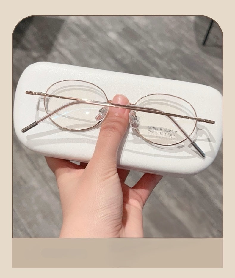 Model T20156 - Ultra-Light Titanium Round Eyeglasses
