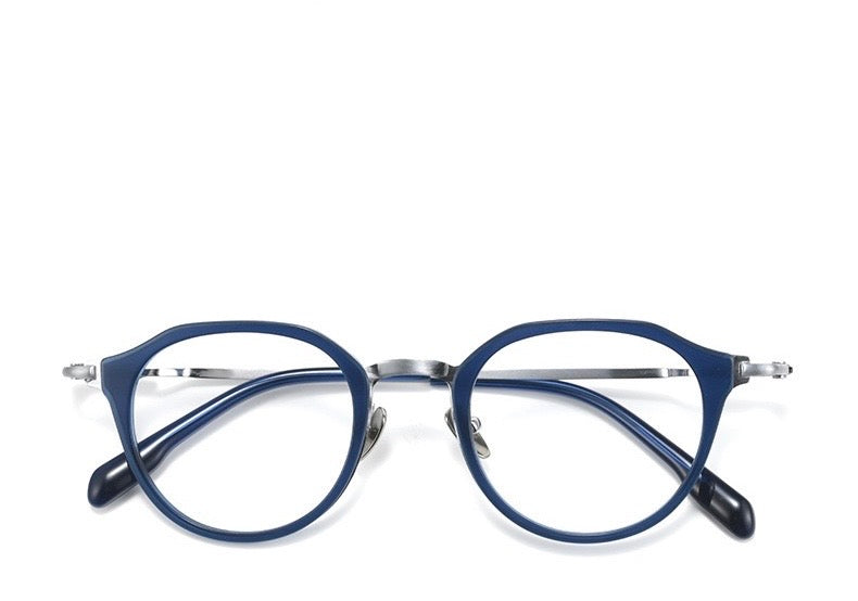 M80910S Lightweight Round Eyeglasses β TR & Titanium Combination Frame