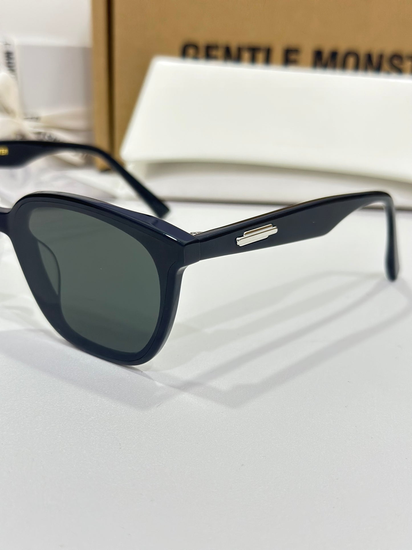 Lilit 01