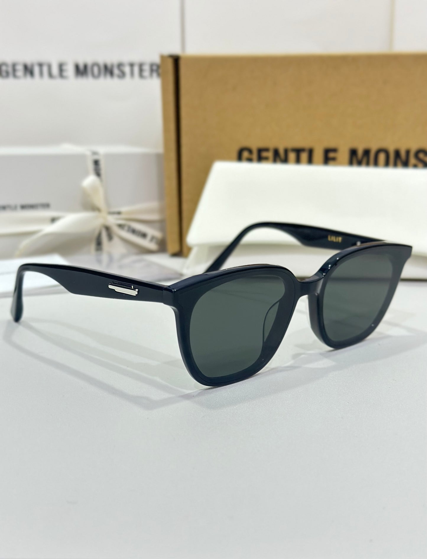 Lilit 01