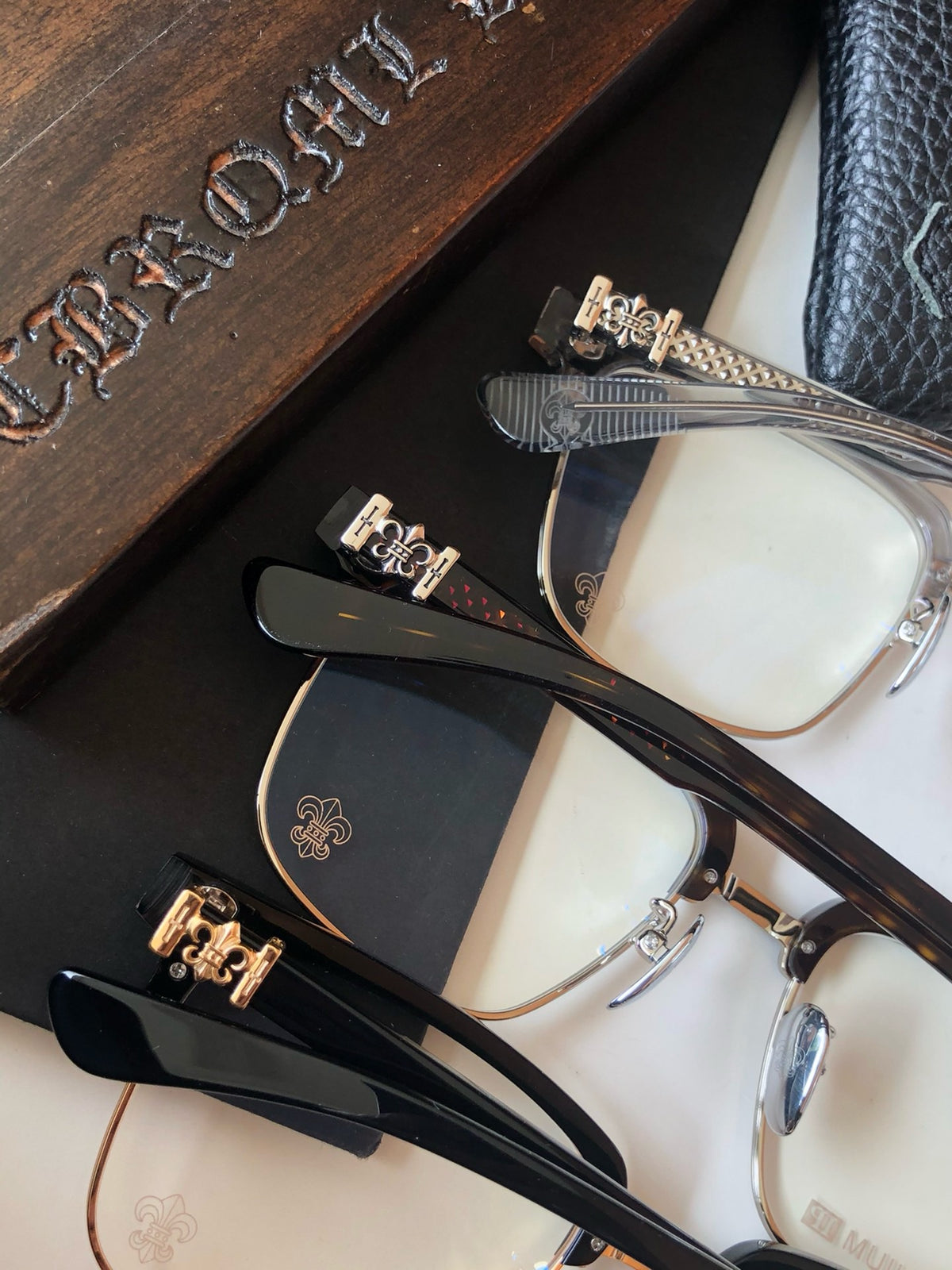 CH8084 Titanium Browline Square Optical Glasses – Unisex 54-19-150