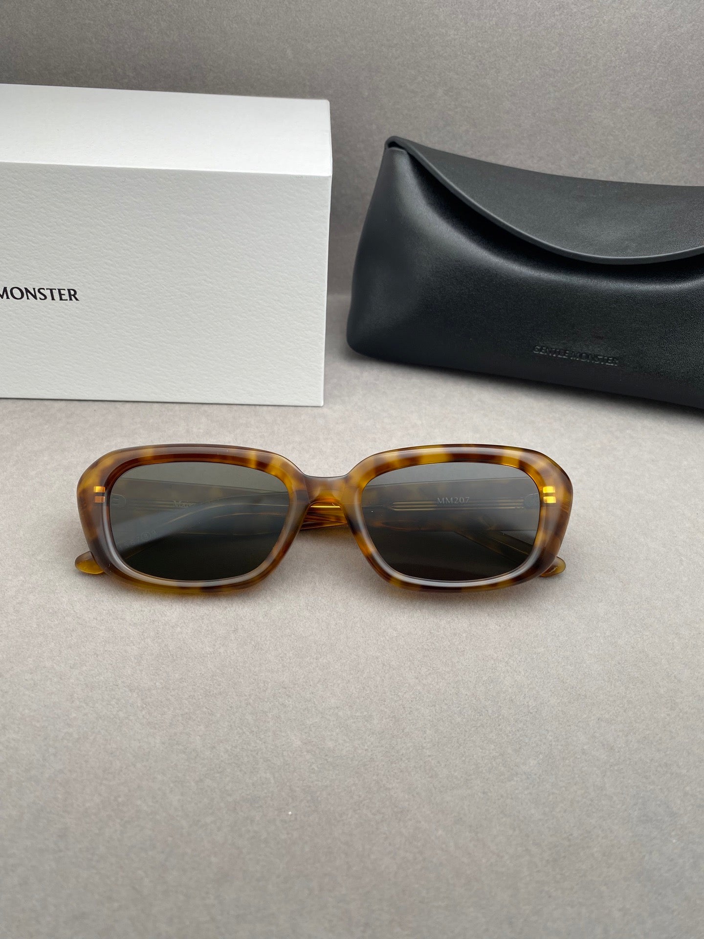 MM207 T6- Maison Margeila / Gentle Monster Sunglasses