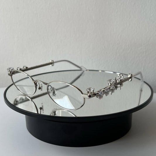 D’heygere- Pierced 02