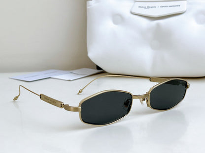 MM218 A030(G)- Maison Margeila / Gentle Monster Eyeglasses