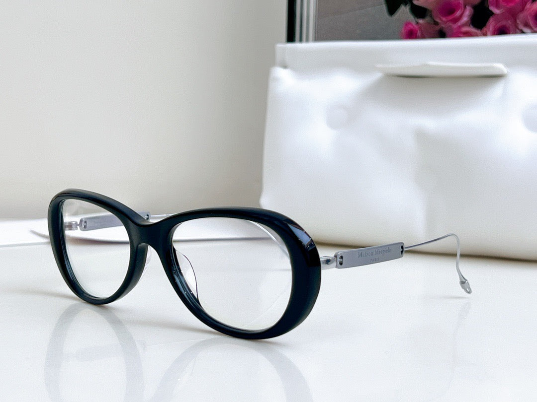 MM215 01 - Maison Margeila / Gentle Monster Eyeglasses