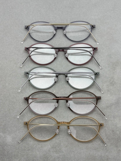 6667 Ultralight Pure Titanium Round Eyeglasses – Screwless Minimalist Frame
