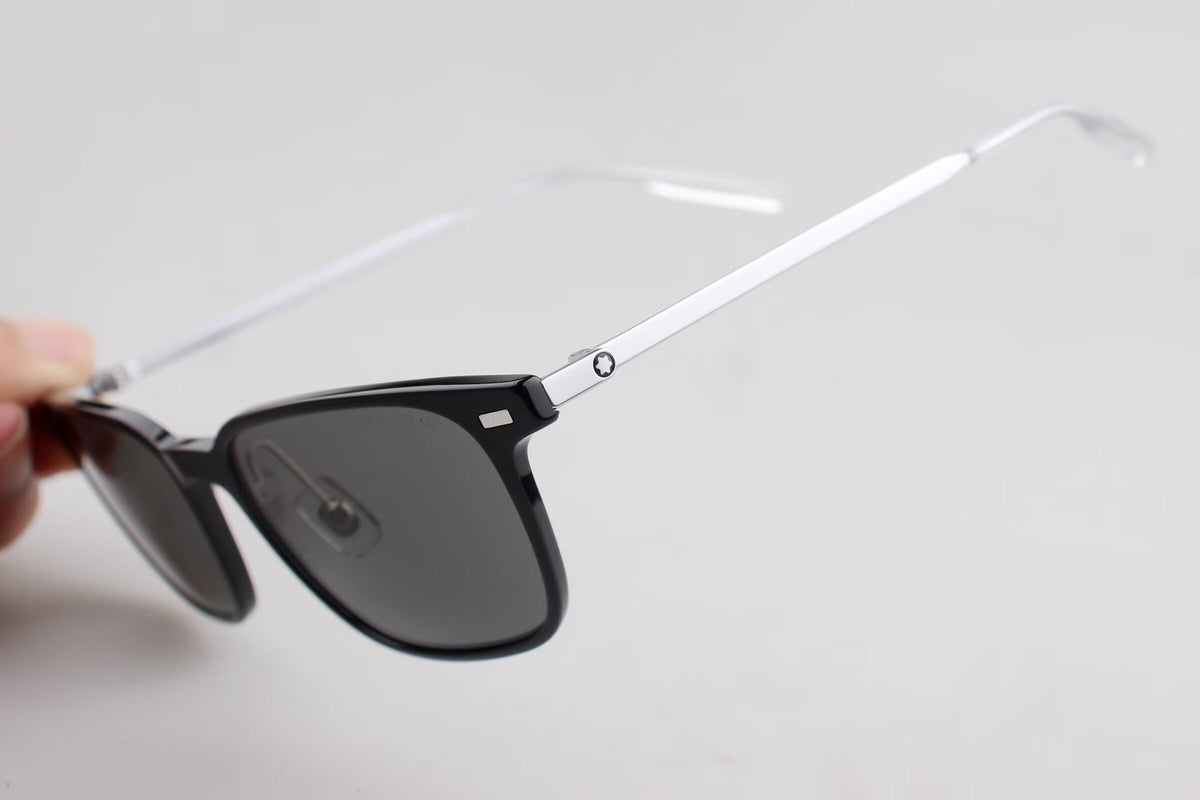 MB0394ON Unisex Rectangle Titanium Sunglasses – 54-19-145