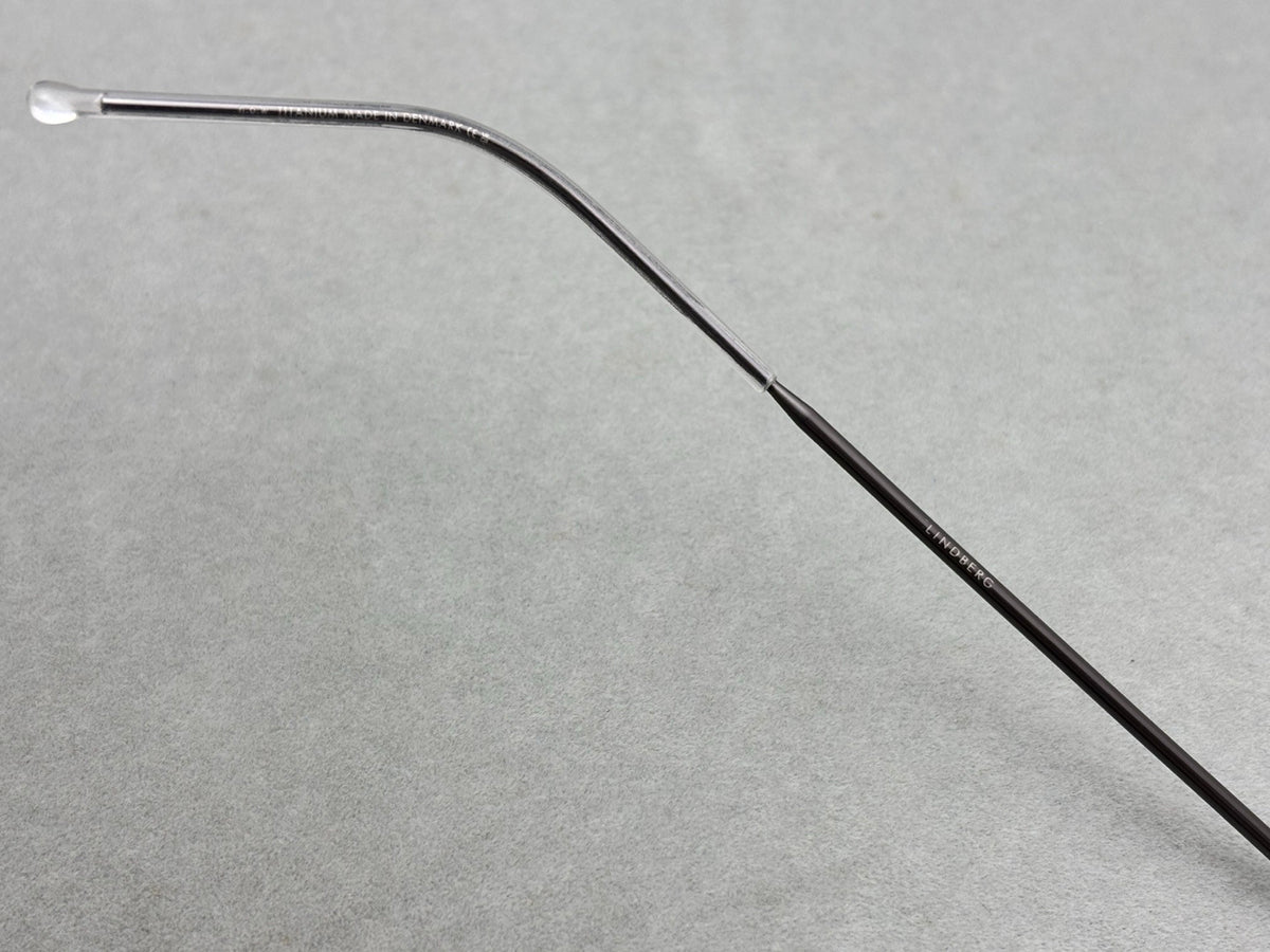 6667 Ultralight Pure Titanium Round Eyeglasses – Screwless Minimalist Frame