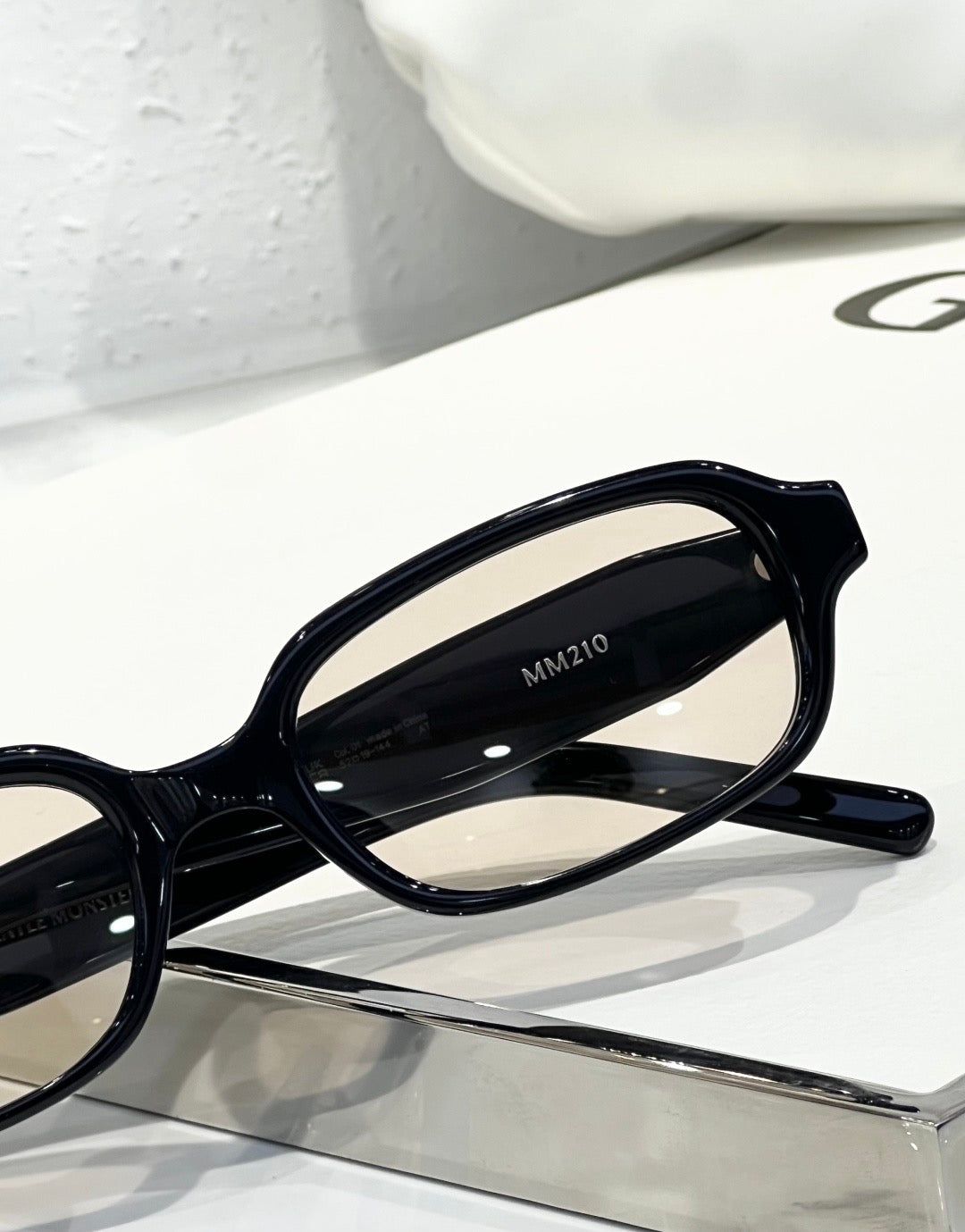 MM210 01(BR) - Maison Margeila / Gentle Monster Eyeglasses