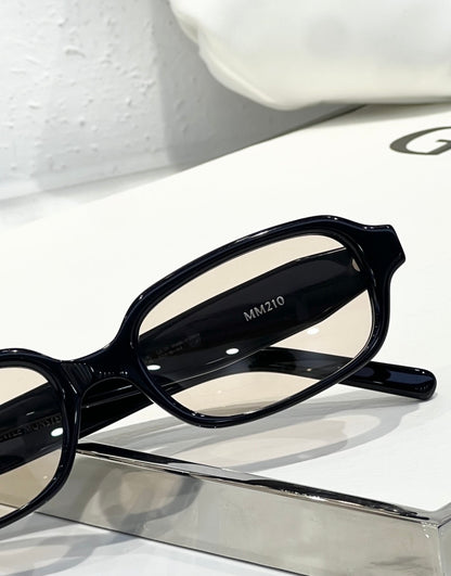 MM210 01(BR) - Maison Margeila / Gentle Monster Eyeglasses