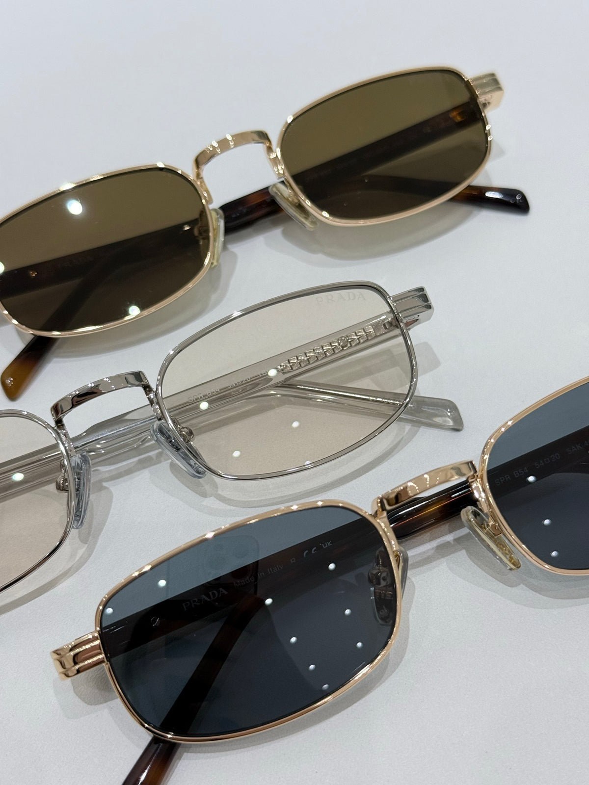 54mm- Unisex Slim Rectangle Metal Sunglasses – UV400 Lightweight Frame