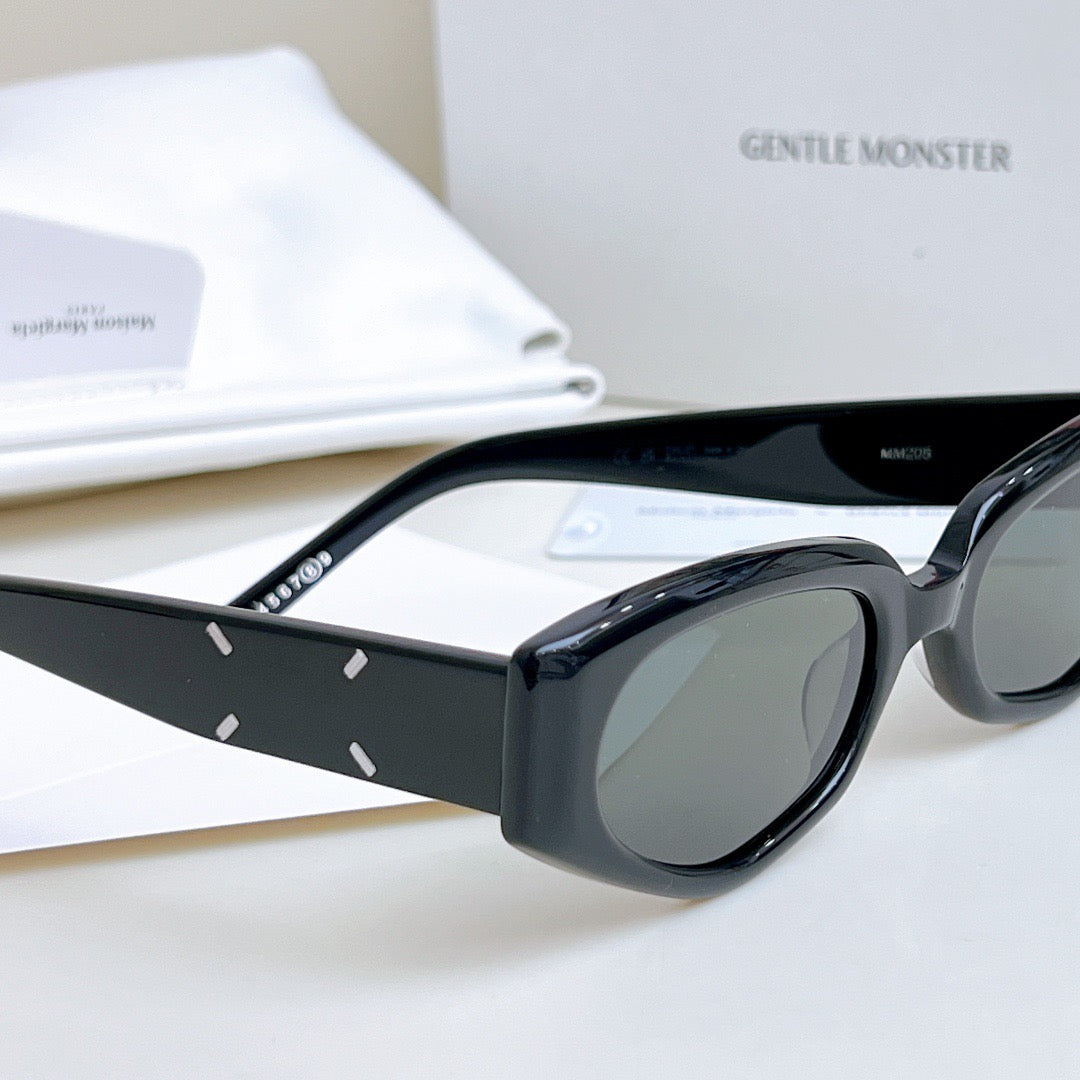 MM205 01- Maison Margeila / Gentle Monster Sunglasses