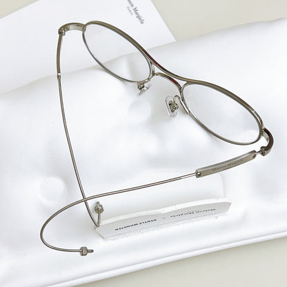 MM220 A02 - Maison Margeila
/ Gentle Monster Eyeglasses