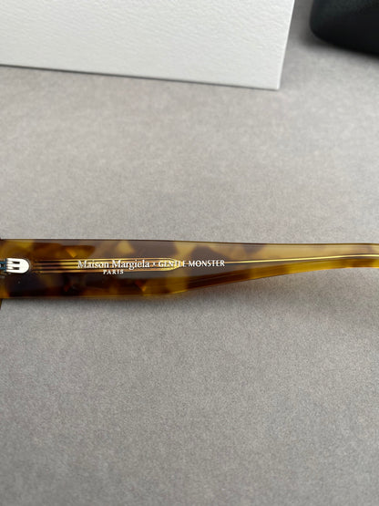 MM207 T6- Maison Margeila / Gentle Monster Sunglasses