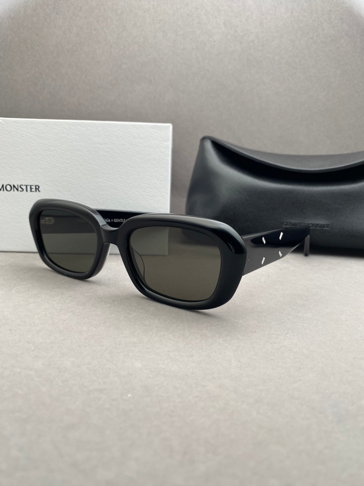 MM207 01- Maison Margeila / Gentle Monster Sunglasses