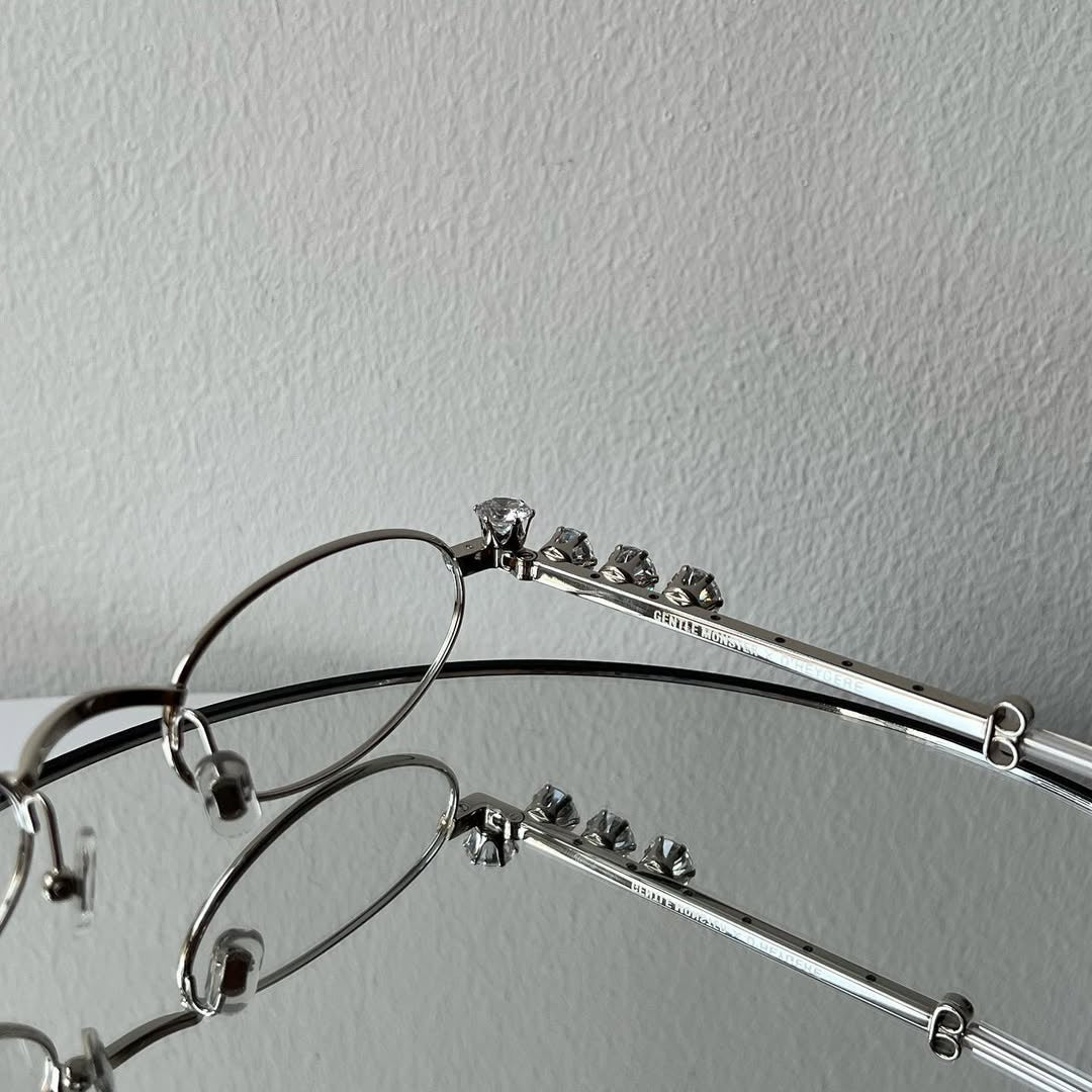 D’heygere- Pierced 02