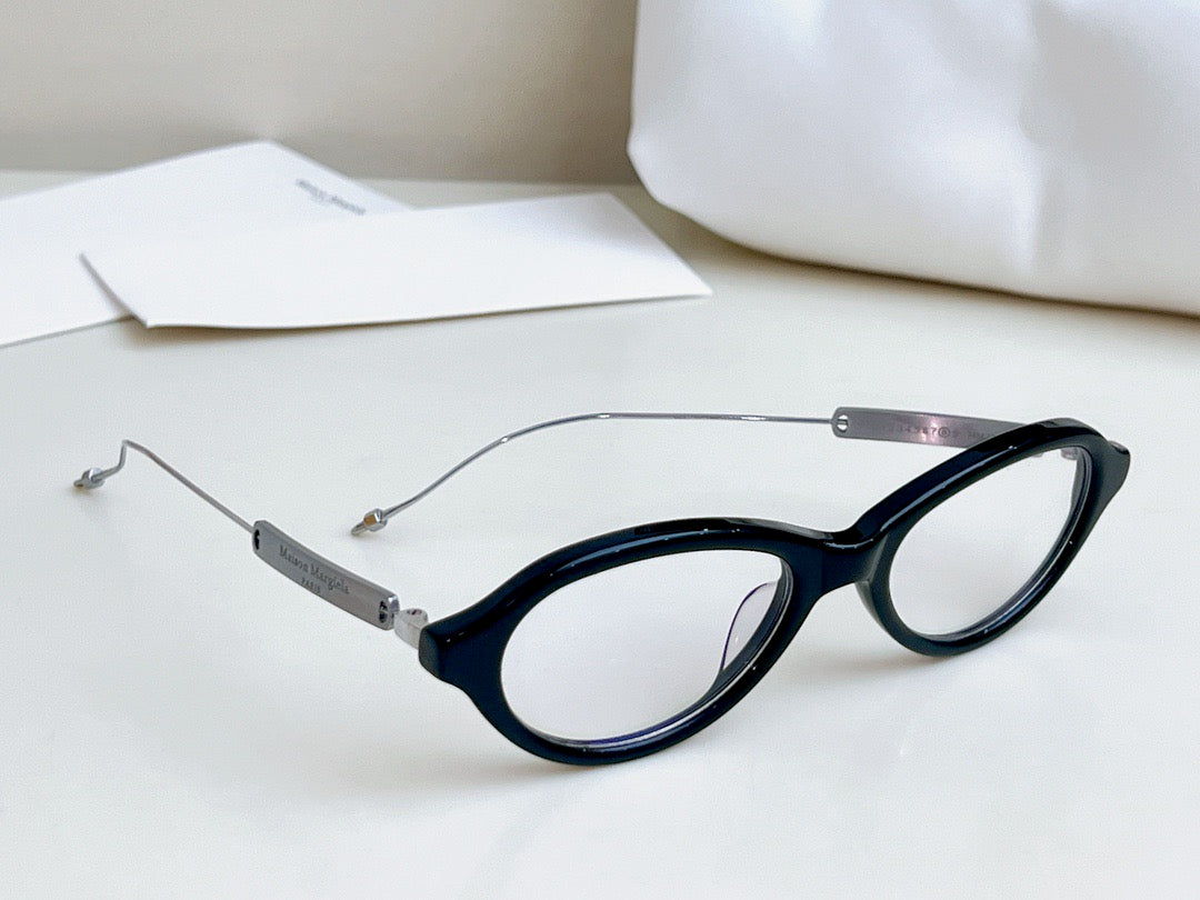 MM214 01 - Maison Margeila / Gentle Monster Eyeglasses
