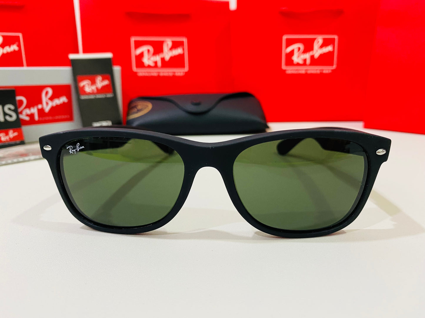 RAY-BAN New Wayfarer RB2132F 622