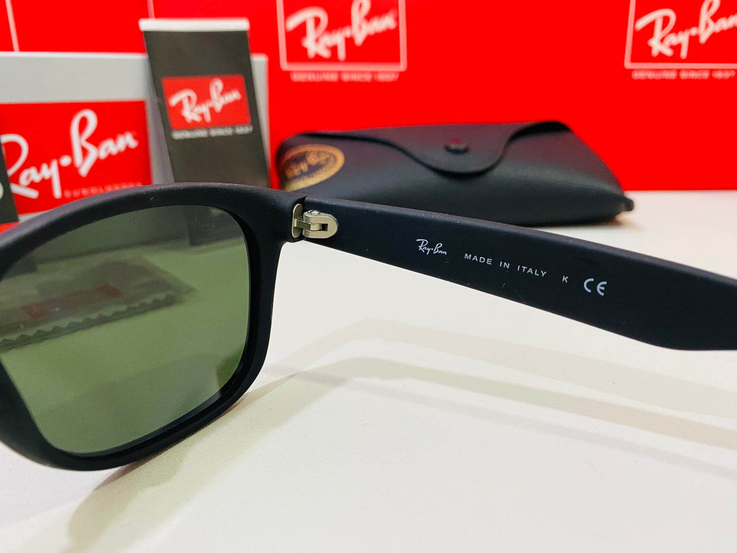 RAY-BAN New Wayfarer RB2132F 622