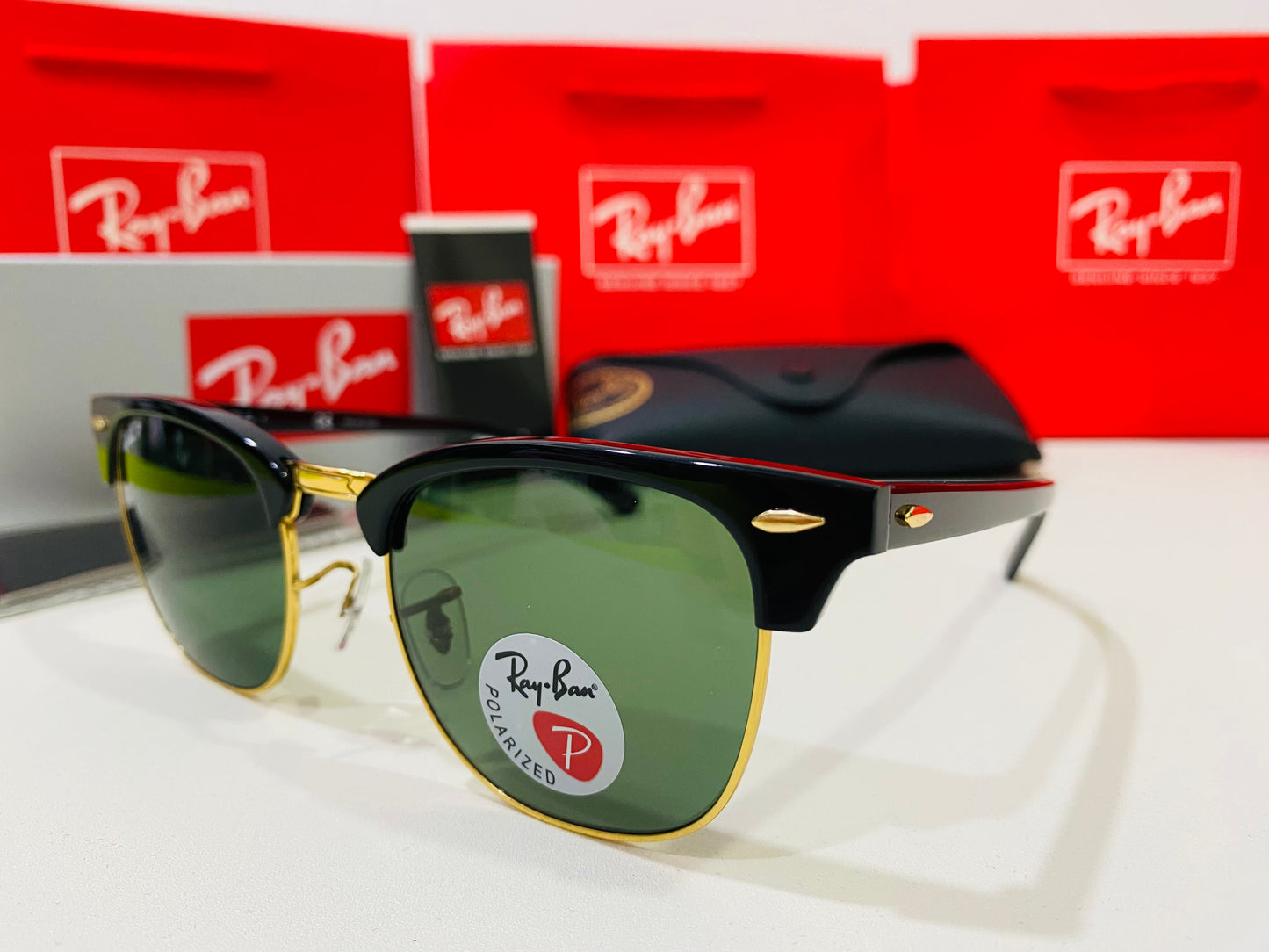 RAY-BAN RB3016 Clubmaster Polarized 901/58