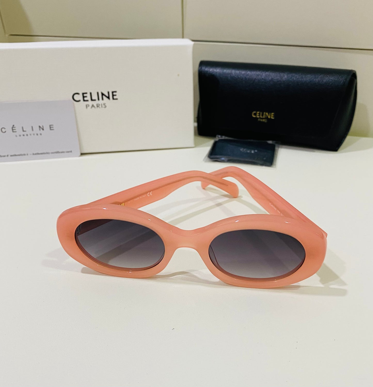 Celine Triomphe CL40194U