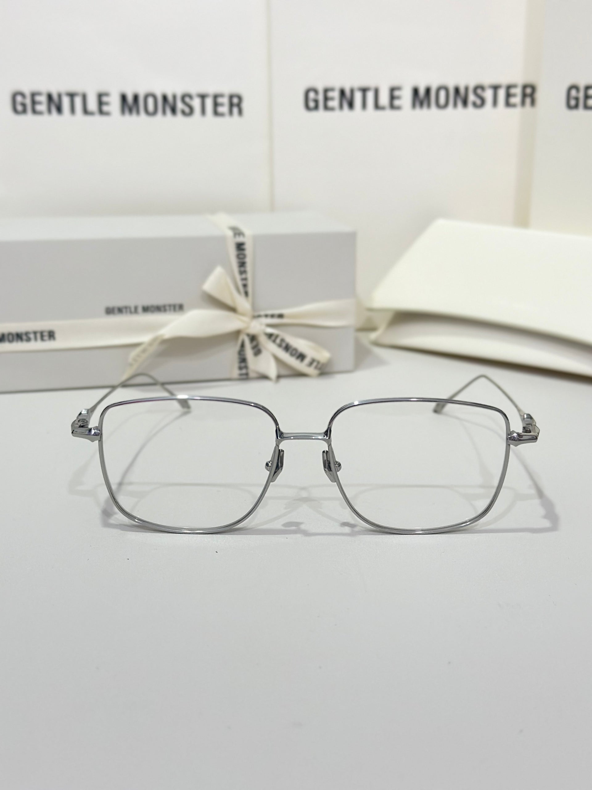 Academya 02 – BTSGLASSES 